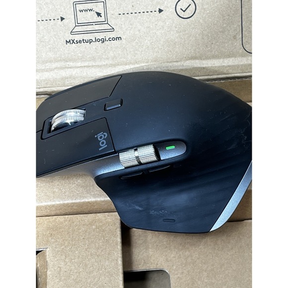 Logitech MX Keys Keyboard + MX Master 3 for Mac Mouse Combo – Unifying Receiver - Picture 12 of 13